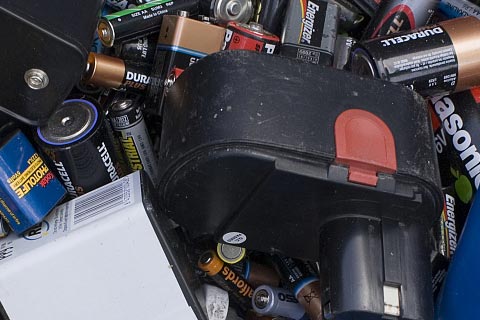 ㊣献西城乡附近回收电动车电池㊣电池电子回收㊣高价电动车电池回收